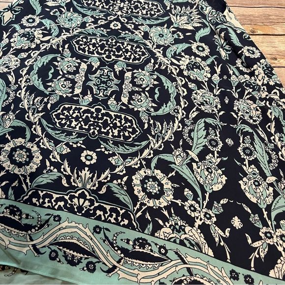 NWT Max Studio Blue Floral Paisley Flowy Tank Blouse, Size Small - Picture 5 of 8